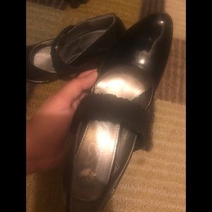 Black heels good condition